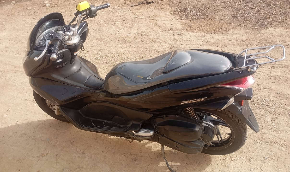 دراجه Pcx ياباني Jf جيل اول محرك ١٢٥ مجفت من شهر دراجه شغاله فول مواصفات حساس ستان دبل اشاره امامي خلفي لايت عالي ناصي هورن قفل جنطه قفل بانزين كلشي شغال بيها دراجه مرتبه
## وبسعر مناسب ٩٠٠ وبيها مجال شراي يدخل خاص او الاتصال ع رقم***********
كوت /شارع النفط
