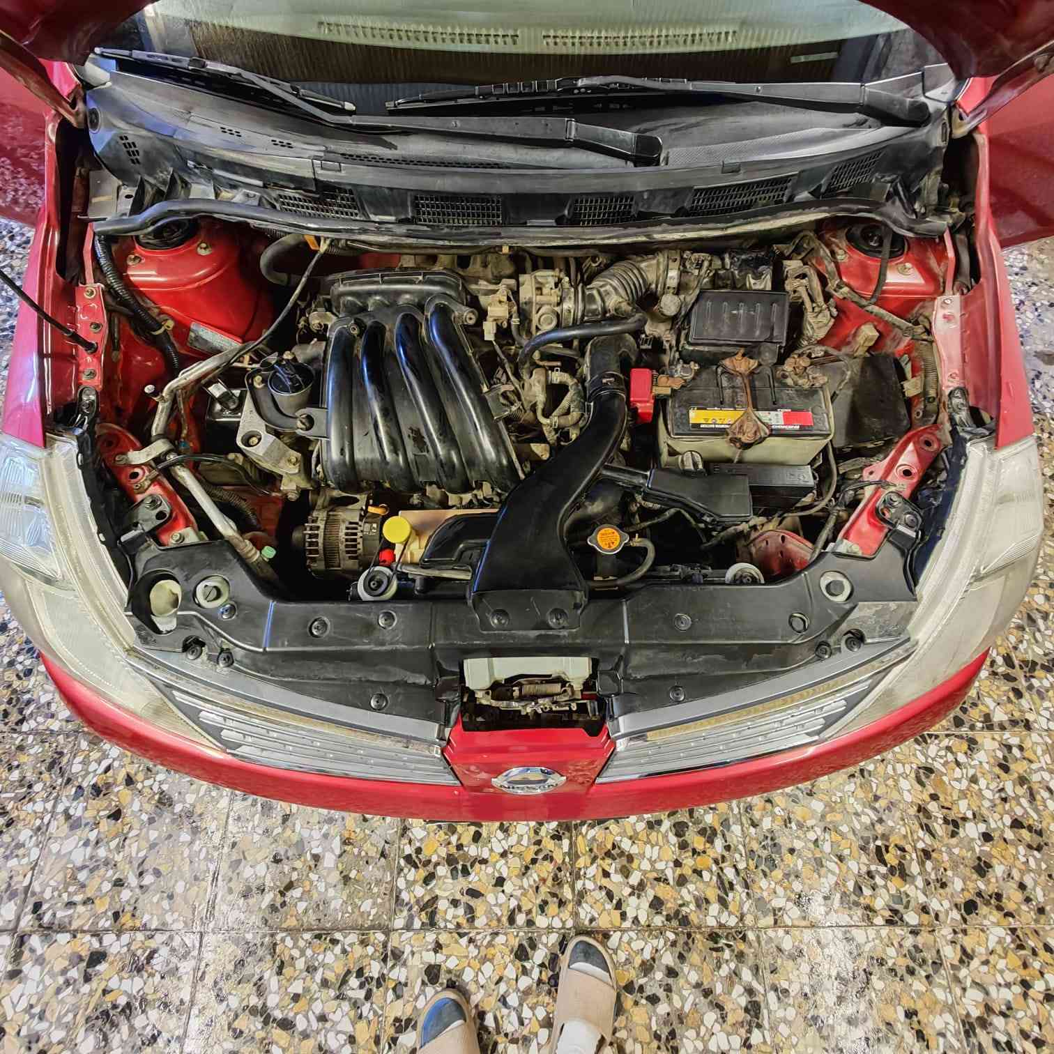 السلام عليكم نيسان تيدا موديل ٢٠٠٧ الشركة العامة
مكينه ١٦٠٠ خليجي
مكفولة كفالة عامة
ماشية ١٧٣ الف 
تخم تاير جديد
تبريد ثلج صدر جديد 
مدوشمة عام 
بااسمي رقم دولي 
هزه جديده 
تحويل بكل محافظات العراق 
شرط السونر
***********
***********
العنوان ///////بغداد//////  حي البنوك ////////
