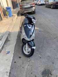 اسلام عليكم ماكس منغولي للبيع كامله مابيه نقص السعر 400وبيه مجال مكاني...