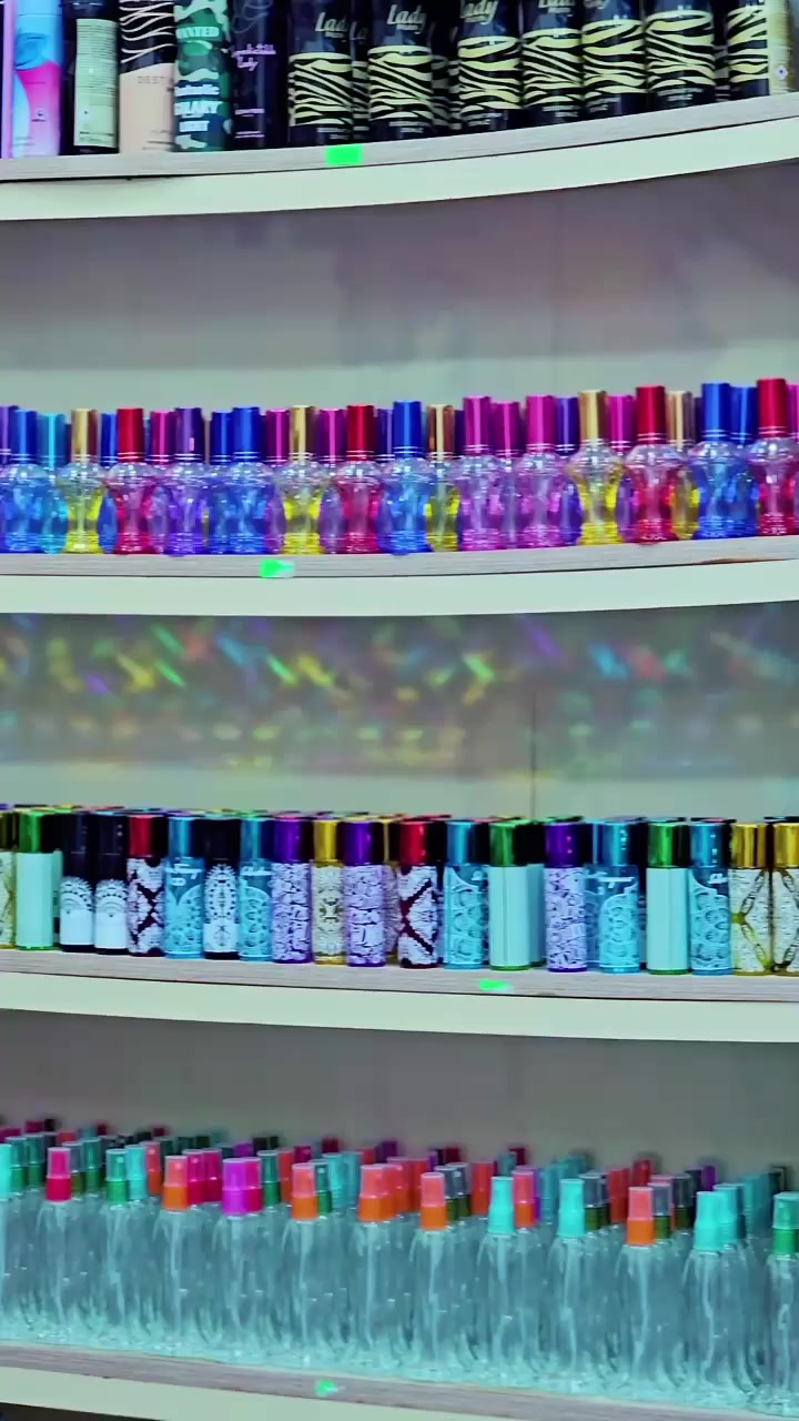 عرض خاص لأول مرة 
 3 عطور فوحان وثبات عالي

بسعر 25 ألف وتوصيل مجاني لجميع المحافظات! 📦
- ويكون العرض من 4 فائزين
- 
- الفائز الاول : 200 الف
- الفائز الثاني : 150 ألف 
- الفائز الثالث : 100 ألف
- الفائز الرابع : 75 ألف

تكون قرعه المشتركين وإعلان الفائزين يوم 28 من رمضان 

- للاشتراك والحجز: مراسلة الصفحة أو الاتصال بـ
  ***********📞
 *********** 📞

- إرسال مبلغ الفائزين عبر الماستر
