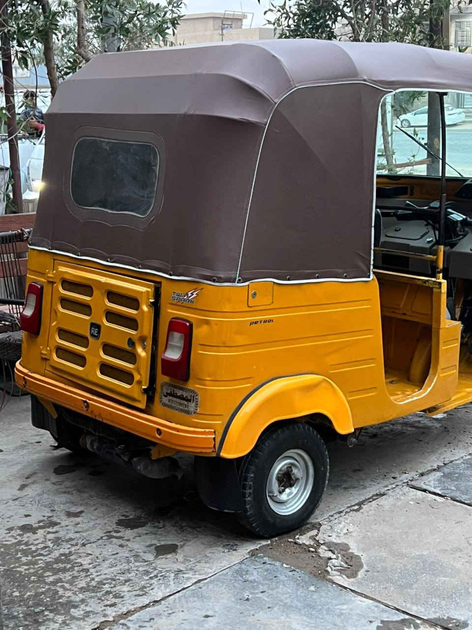 سلام عليكم تكتك البيع موديل ٢٠١٩ معمرة بس دوس مكاني بغداد سعر 5900وبيه مجال قليل


**إذا كنت صاحب هذا الإعلان وتريد حذفه لأي سبب، رجاءا أرسل رسالة إلى الدعم الفني**