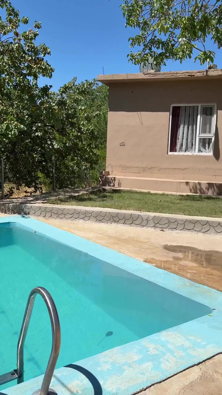بيت+مسبح سياحي للأيجار اليومي دهوك/ عماديه قريه بيباد قرب من مصيف سولاف
5دقائق اجواء نضيف و حلوه …للعوائل فقط..

خاني+مسبح سياحي بو  ايجارا روژانه ل ئاميديێ / بێبادێ نزيكي سيلافي جه ويت خوش و فينك  تايبه ت بو خيزانا

بو بتر بيزانينا به يوه ندي ب فان زمارا بكه ن
للاستفسار يمكنك الاتصال على الرقم
***********
