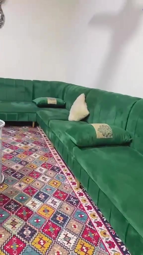 تخمين عل شكل تخم 
تخم ديوان كبير 18مقعد 12متر 9قطع 
مها كوشات و3طبلات 
تخم حلو اخو جديد مابي اي ضرر 
خمس ميل الاستفسار خاص


**إذا كنت صاحب هذا الإعلان وتريد حذفه لأي سبب، رجاءا أرسل رسالة إلى الدعم الفني**