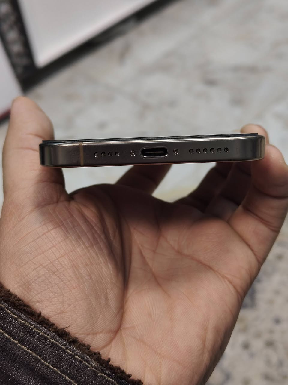 ايفون 16 برو ماكس عربي أصلي
بطاريه 95 
جهاز نظيف جداً 
كارتون موجودة 
للتواصل ***********
