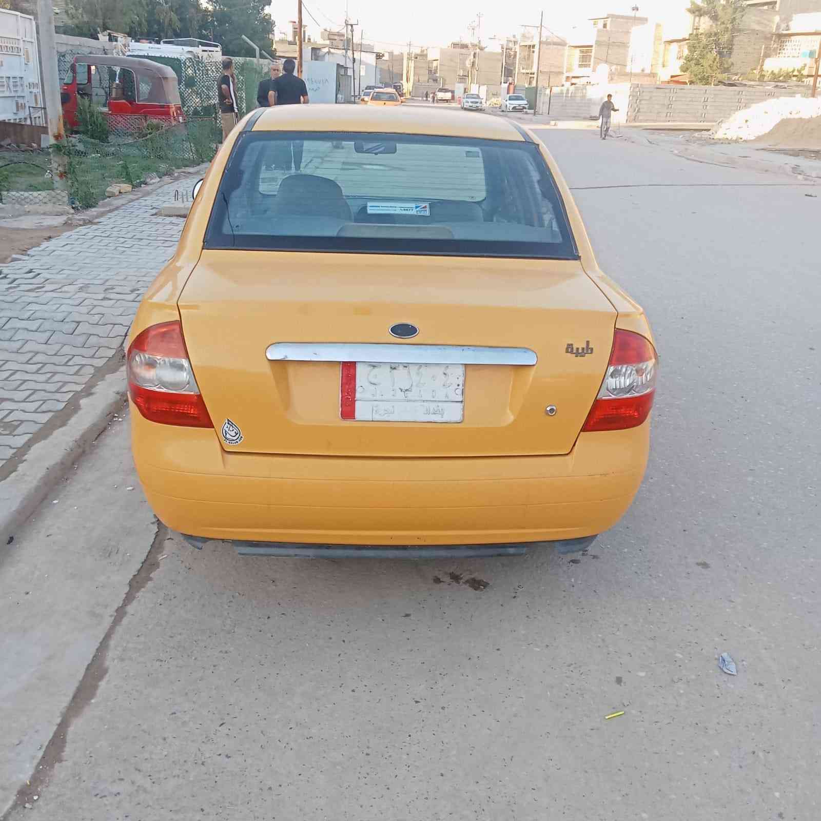 السلام عليكم.    مكلف بالنشر 
طيبه 2015 السياره مكفوله وجاهزه مابيها اي نواقص  
كير مكينه صدر تبريد كله جاهز    مكان بغداد الامين 
السعر 37 بيها مجال     للاستفسار ‭٠٧٧٣ ٣٤٨ ١٨٧٥‬
