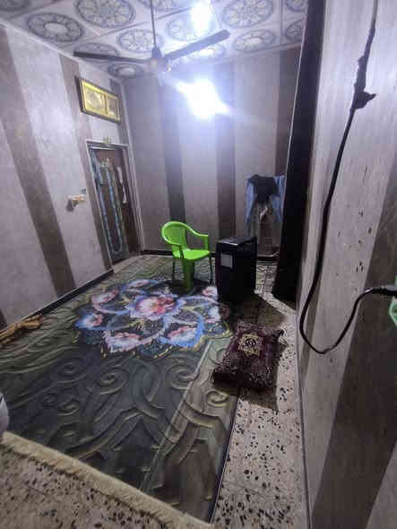 بيت 100م للبيع حي الوفاء قرب المجسرات الزهراء منطقة 40 بسمي طابق ونص يحتوئ من غرفتين نوم صالتين مطبخ استقبال وحمامات نظيف كباله حديقه السعر 115 مع مجال
التواصل على الواتساب ‏‪0774 476 4971‬‏
