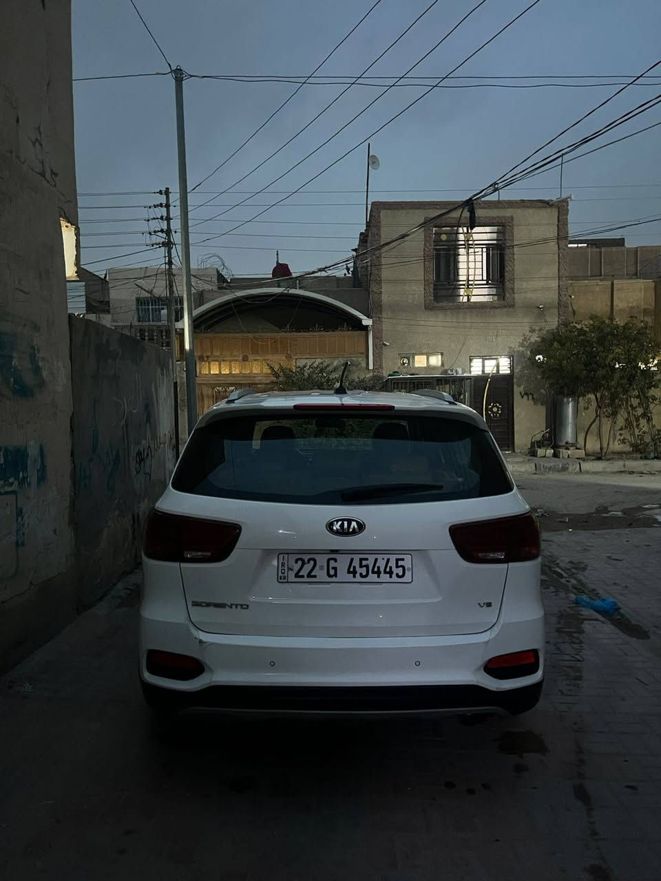 سلام عليكم سورنتو 2018سياره جديده ماشيه 100الف رقم اربيل تريد تحويل وكاله فول مواصفات مري شفط كراسي كهرباء تحكم مقود حساس خلفي امامي بك لايت ال اي دي  جنطه شفط  سياره مكفوله من تبديل وصبغ بس بيها بارد قليل. مكينه كير مكفولات *********** مكان كربلاء سعرها 230
