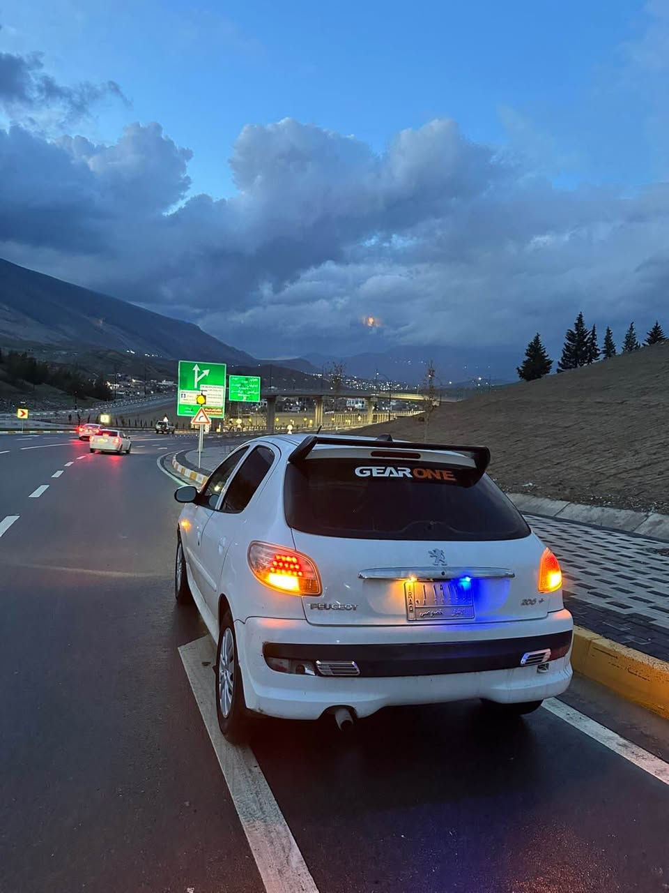 بيجؤ         2011✅

بئ سبووغ          ✅

گئر مةكينة بةشةرت ✅

گئر عادي ✅

سةنةوي پلاستيك اسلي ✅

اوليات بةشةرت         ✅

چوار تايةي لؤكي نوئي لةژئرة ✅

soran ‘ *********** أربيل, العراق
