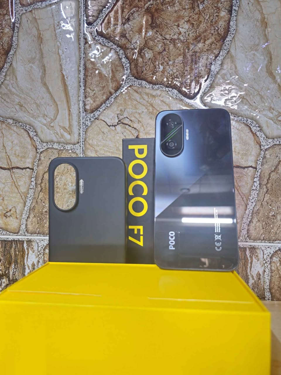 للبيع Poco F7 (نظيف جداً)
  السعر: 550 الف بي مجال مكاني كركوك ما عندي توصيل. 
استخدام خفيف جداً ونظيف 100% بدون أي خدوش أو مشاكل
 المواصفات:
المعالج: Snapdragon 8s Gen 4
الرام: 12GB + 6GB RAM توسعة
التخزين: 512GB UFS 4.1
الشاشة: 6.83 إنچ AMOLED 120Hz
البطارية: 6500mAh 
الشحن: 90W
 الملحقات:
كرتون أصلي
شاحن + سلك أصلي
شاشة ضد الكسر و الخدوش
كفر أصلي
 الحالة:
الجهاز نظيف جداً + بطارية 99%
ما مفتوح ولا بيه أي صيانة. كركوك, العراق


**إذا كنت صاحب هذا الإعلان وتريد حذفه لأي سبب، رجاءا أرسل رسالة إلى الدعم الفني**