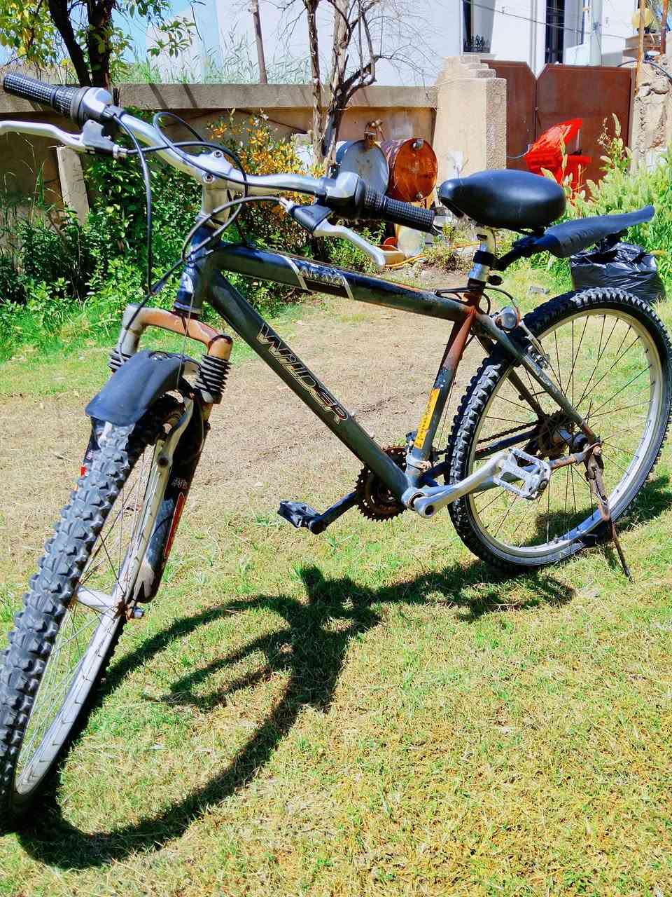 بايزكل للبيع 🔥🚲
حجم 26🔥
تايرات جدد🔥
بريكات شغالين✅
السعر 65 وبي مجال للطيبين🔥🤍
📍العنوان موصل جانب الايسر حي العربي...
للتفاصيل اكثر اتصال على الرقم
***********
