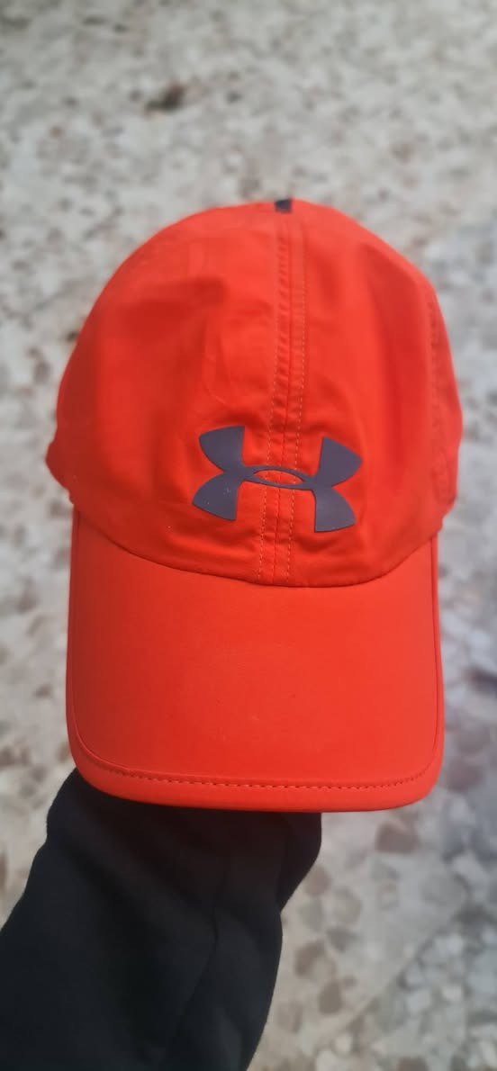 كاسكيتات بالة ما مستخدم سوبر 
قطع كلهن ماركات اصلية 
سعر قطعة 15 الف 
للحجز و ستفسار مراسلة وتساب ***********
عنوان حي ؤر  شارع مطعم فلسطيني مجاور مطعم ابن شام
