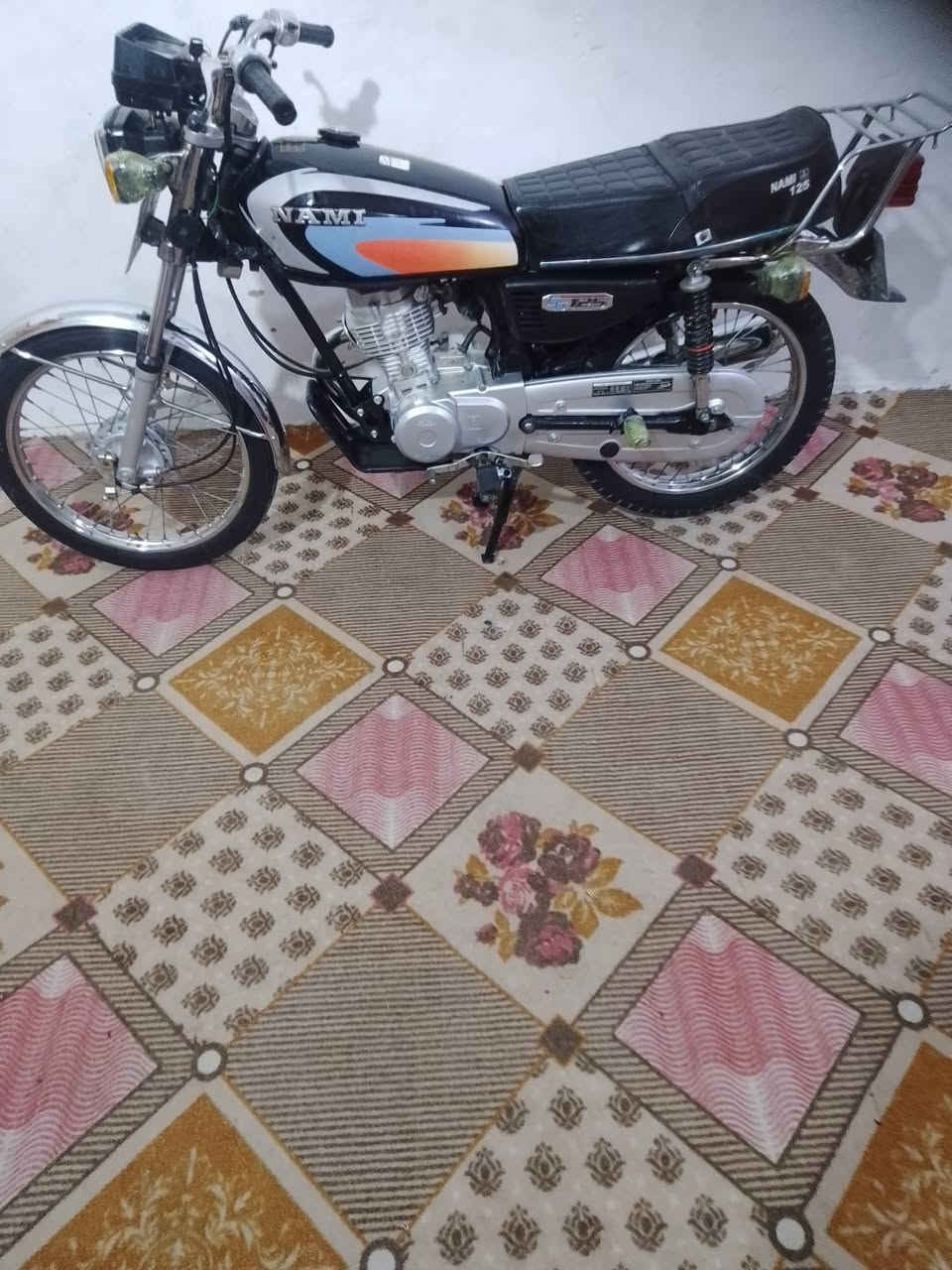 السلام عليكم دراجه نامه شلامجه الأصلي للبيع رقم وسنويه موديل 23 طالعه ب 24 كفاله عامه وكله شغاله تحويل ثاني يوم السعر مليون و 900 /  1900 / وبيه مجال بسيط عنوان الزبير الشراي يتصل ***********
