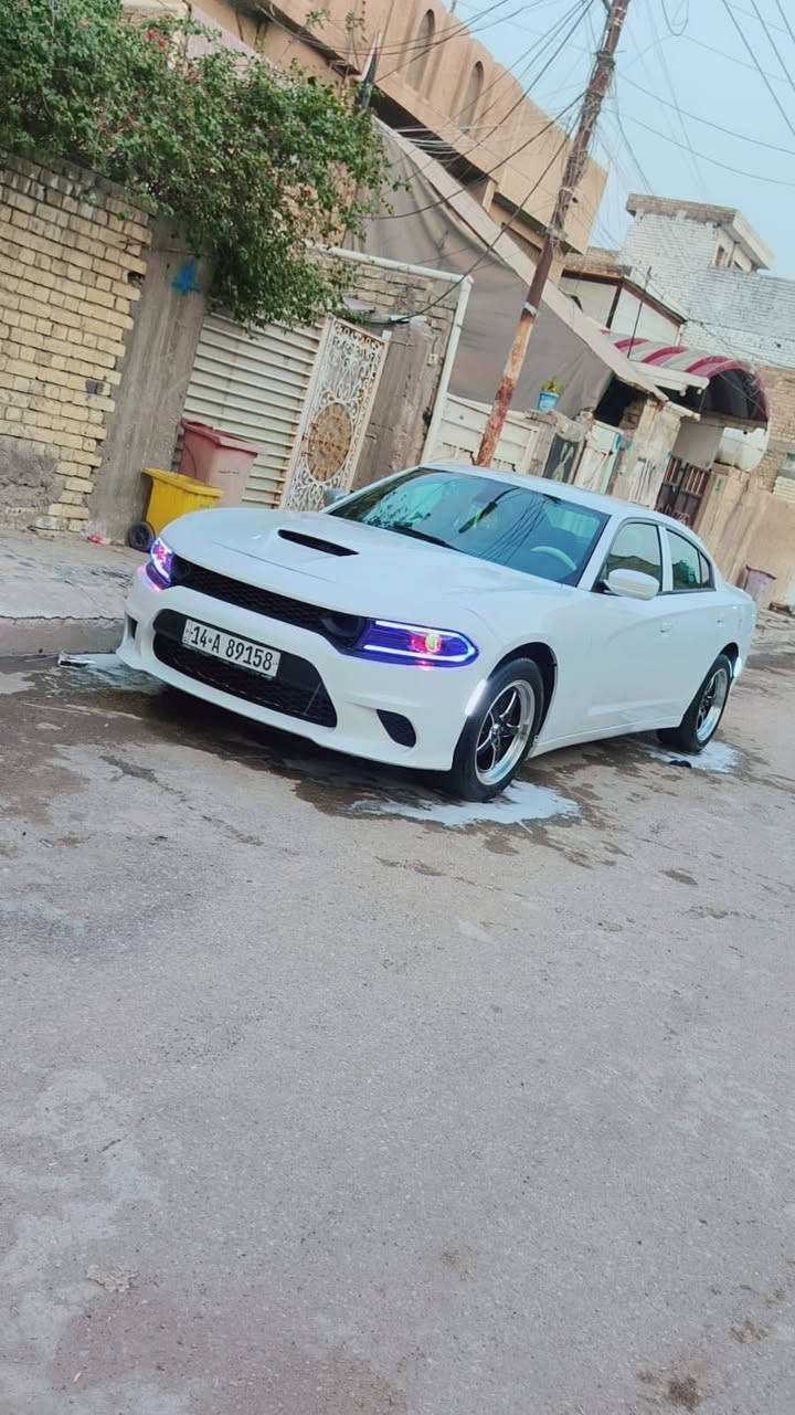 السلام عليكم سياره جارجر للبيع السياره اصل 2015 معلايه 21 سنويه جديده لحد 29 رقم انكليزي السياره رقم بصره حره بسمي تحويل ثاني يوم السياره بيه حادث بدون دواخل مثل ما موضح بالسونار السياره نضيفه كلش جاهزه مـטּ ڪلشـჂ̤ تبريد حداده كير مكينه كله كفاله السياره داخل مخمل السياره عليه ويل رياضي ولد متغير السياره جاهزه مـטּ ڪلشـჂ̤ متصرف عليه اي شي السياره موجوده بغداد شهداء العبيدي الثانيه سعره 160 وبيه مجال حك الجيه للاستفسار ***********
