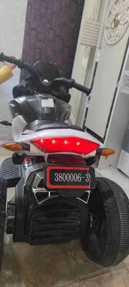 دراجه اطفال شحن نظيفه السعر125 وبيهة مجال العنوان الديوانية حي الامام الصادق الخصيمه *********** ديوانية
