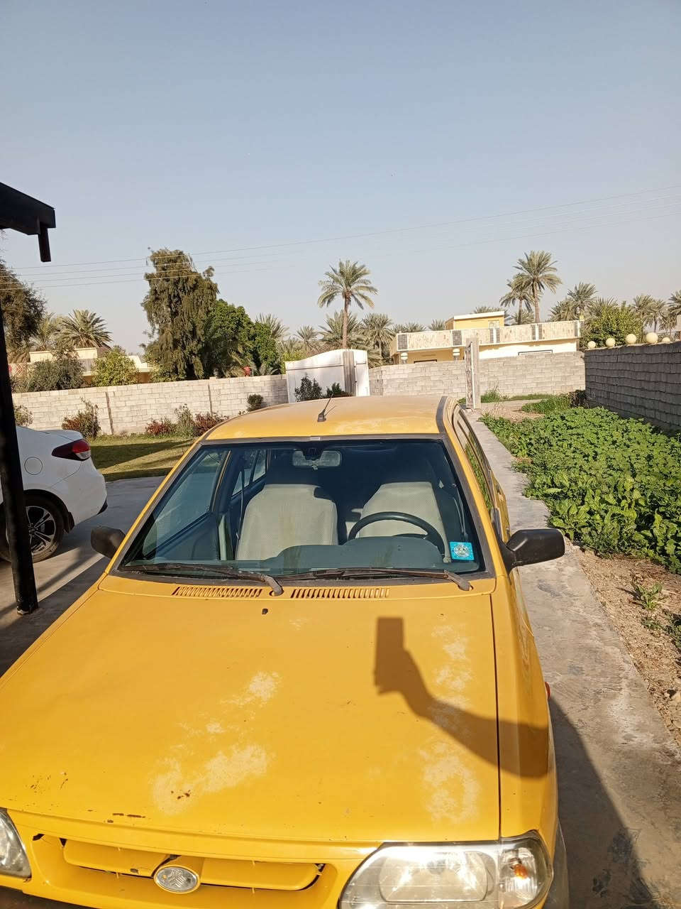 سلام عليكم سايبه 2012البيع رقم دولي بسمي سياره كلش نضيفه السعر 30 وبيهه مجال شواصي بلادي رقم بغداد  
مكان السياره المدائن سلمان باك أو مجمع بسمايه/***********
