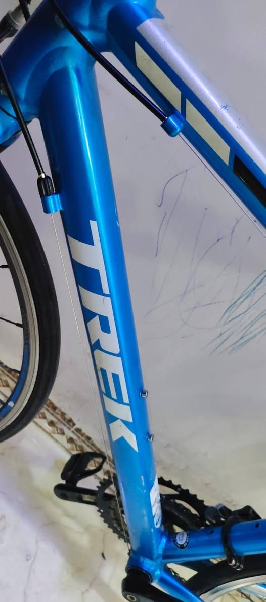 للبيع 🚴

دراجة TREK مختمة UCI

فريم 52

وياله Bullhorn

سستم Sora

عكرب Shimano

لوكات Shimano

تايرات Kenda

📍 الموقع: الكوت
🚚 يوجد توصيل
💰 السعر: 440 بيه مجال

📞 ***********
