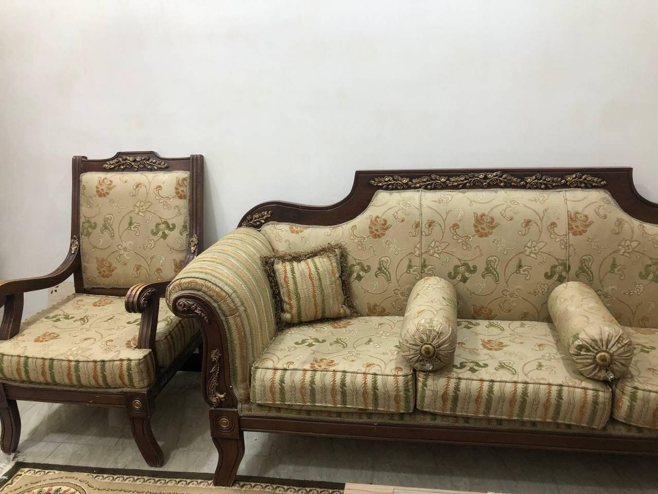 السلام عليكم قنفات مستعمله نظيف ومابي اي كسر 9 مقاعد مثل ما موضح بالصور ب450 وبي مجال اي سؤال تفضلو خاص


**إذا كنت صاحب هذا الإعلان وتريد حذفه لأي سبب، رجاءا أرسل رسالة إلى الدعم الفني**