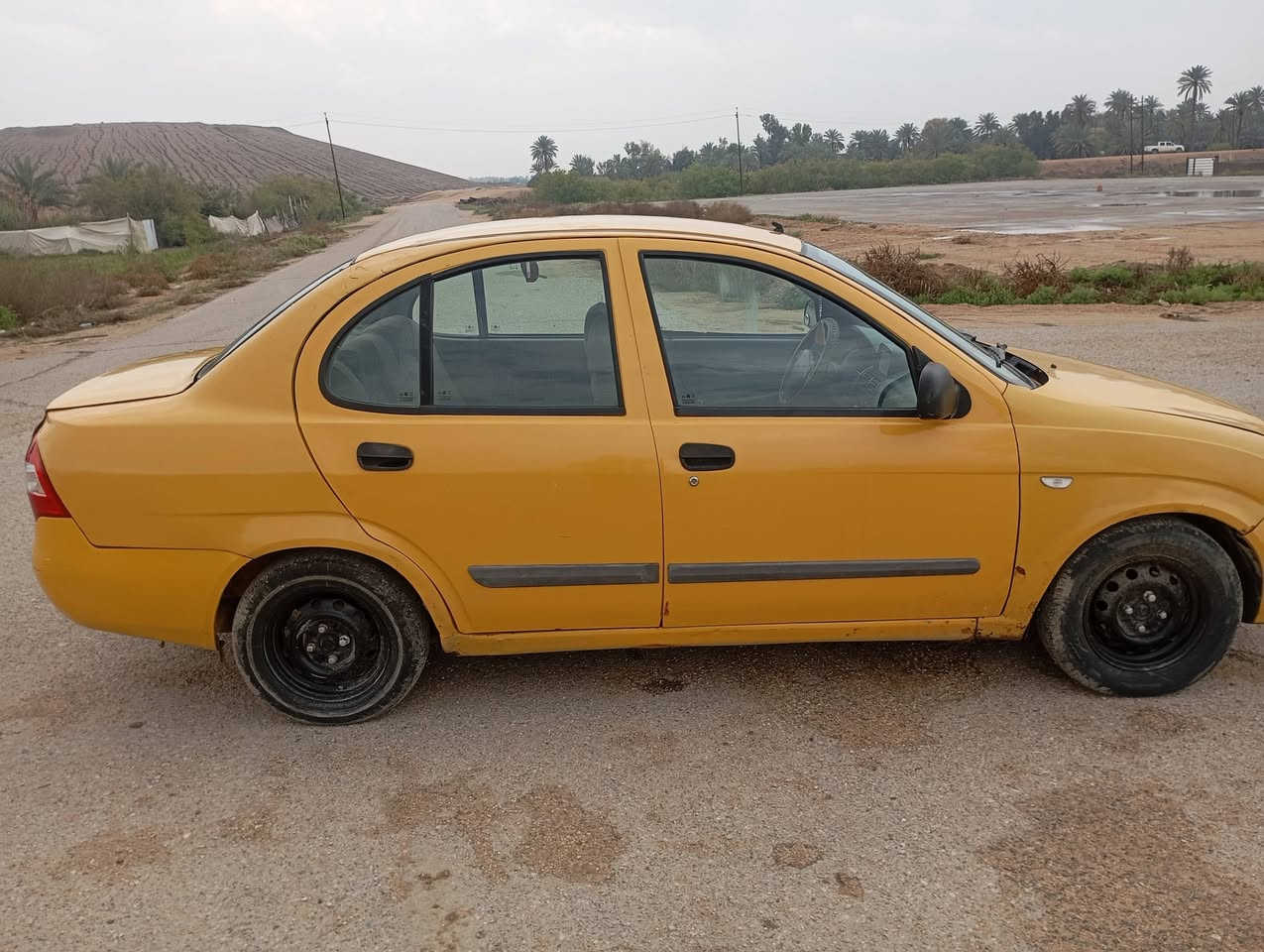 السلام عليكم اخوان طيبه 2016سياره نضيفه وكلشي شغال مكينه وكير وحداديه وتبريد شغال السعر 25وبيه مجال ***********
