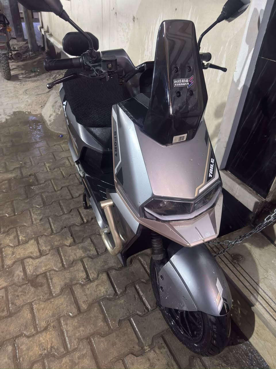 تالج سبورت 2026 مستخدمة قليل شهرين بطارية 6 كبار كرافين 35 امبير ملف الفين سعر جديده مليون و350  عارضها بمليون مكاني بغداد الحرية 

***********
