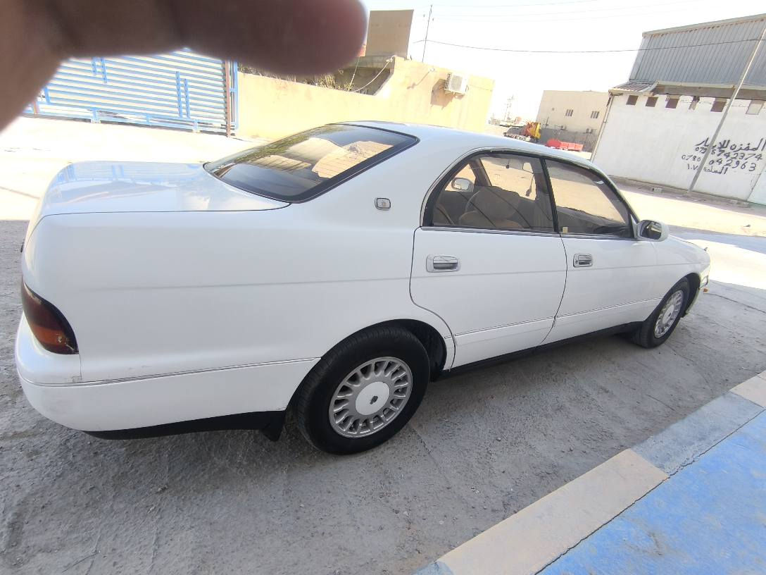 بطه كراون موديل 2000 سنوية ل2028كير ومحرك مكفولات حداديه نضيفه مكاني بصره أبو الخصيب راعيه موجود يمي *********** السعر 60$ البصرة, العراق
