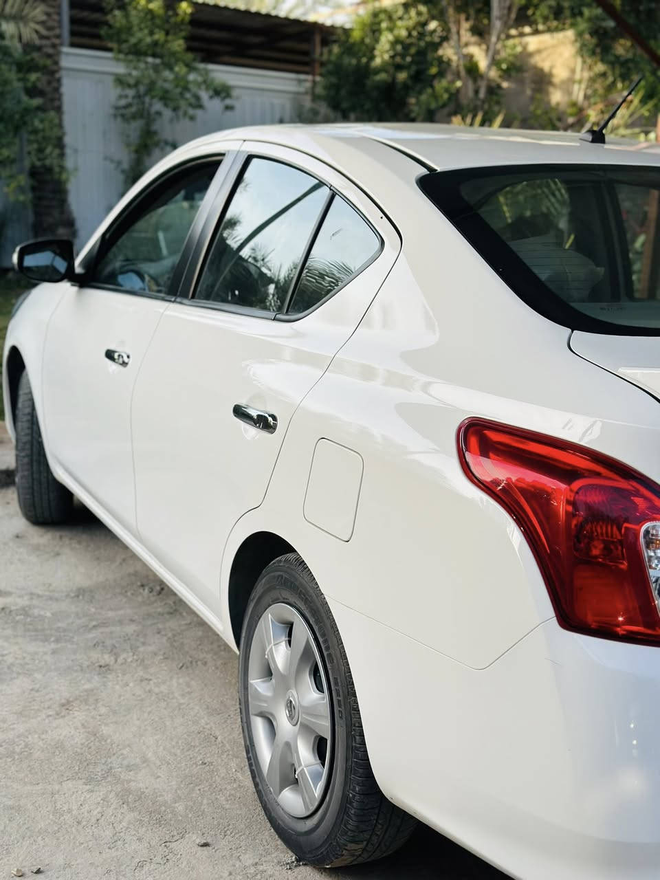 نيسان سني موديل 2025 ماشيه 19KM رقم اربيل مكفوله كفاله عامه تلكبات قبل كم يوم شديتهن مكان السياره حله سعرها 130 بيها مجال بسيط ***********
