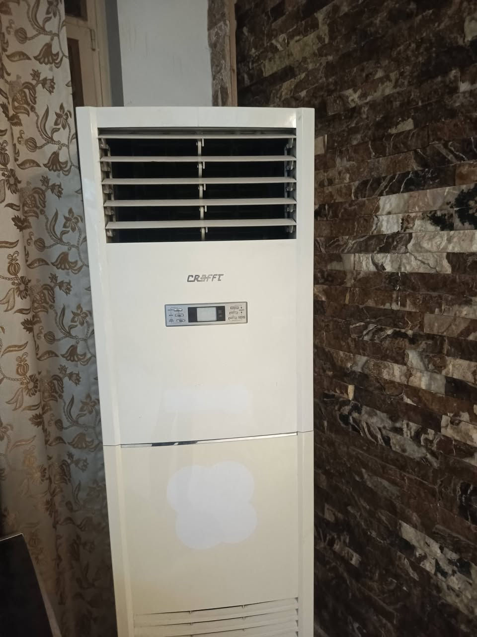 سبلت كنتوري
نوعية CRAFFT
 غير داخل للصيانة
سبلت نضيف واصلي 
سعره 425 الف قفل
للاستفسار : ***********
