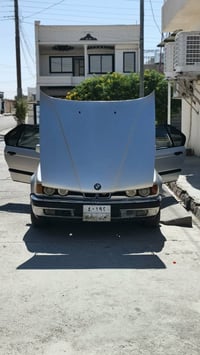 بي ام دبليو ٧٣٠i • ١٩٩٠ • جير عادي