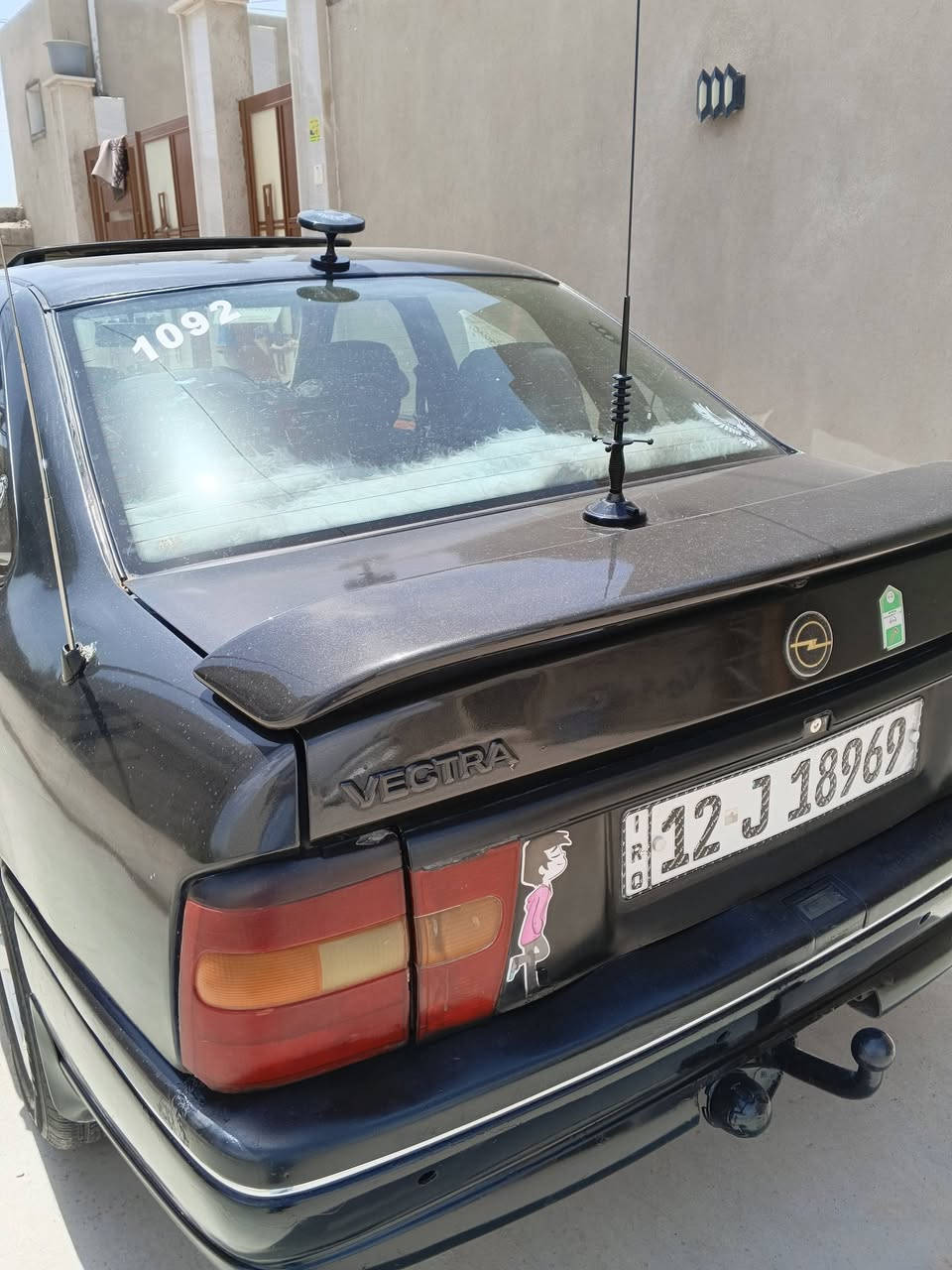 فكترا حجم 20 موديل 92 سنويه عضم 2029 رقم نينوى انكليزي شرط التحويل
محرك وكير شرط دوشمه وايرمنيه كلها كامله سياره بالواقع احلى من الصور محدثه 93 جوم كهرب فتحه سقف كهربائي سياره بدون مصرف 
سعر 38وبي مجال 
***********
