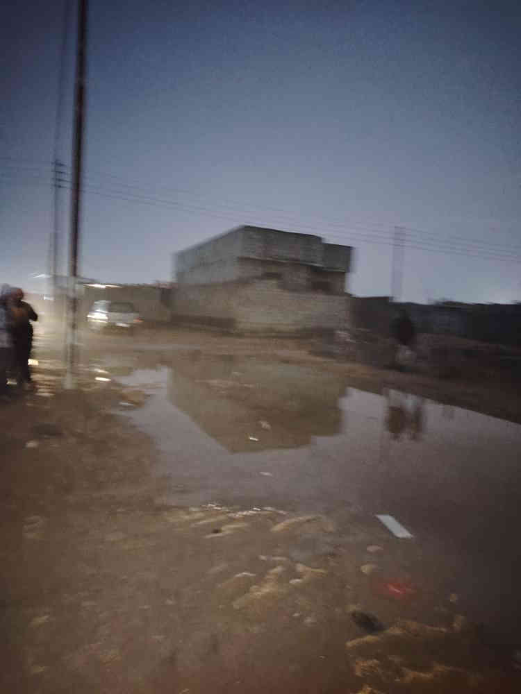 اسعد الله اوقاتكم احبتي بكل خير عن توفير قطعه ارض تبلغ المساحه ٢٠٠ متر ركن  في ابوالخصيب شارع ابوكوصره نوع العقار وقف سني مسجل بل أوقاف يتوفر جميع الخدمات
السعر ٢٠ وبيهه مجال للشراي 
الاستفسار اكثر الاتصال *********** يوجد واتساب البصرة, العراق
