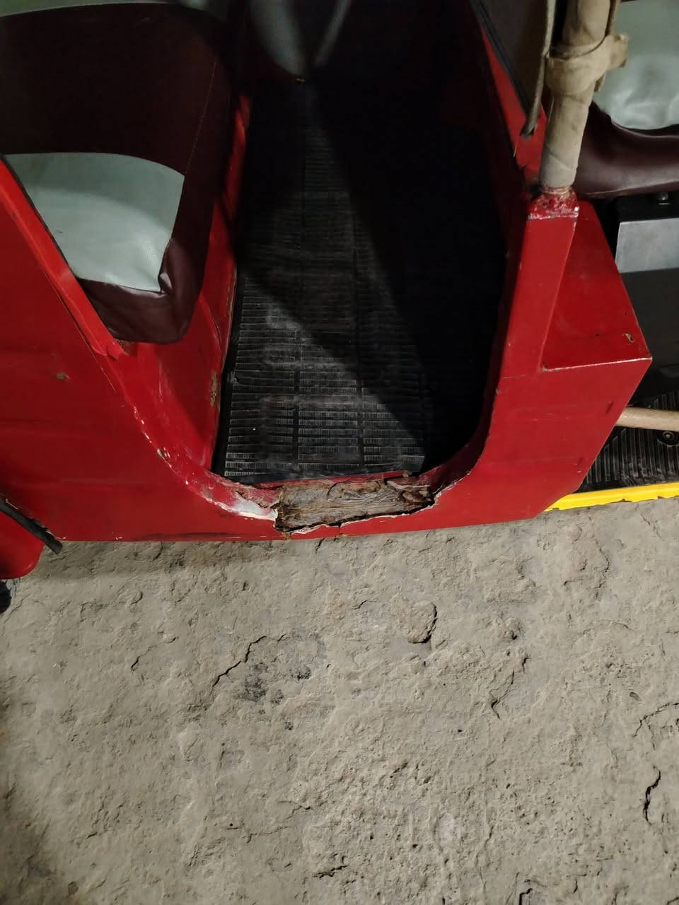 تكتك 2018 شهر 10 رقم وسنويه انكليزي باسمي تحويل ثاني يوم  تكتك خير من الله بيها خياسات بلدوس الجوهر السايق والصفاح فقط الدوس مجفت شركه قبل شهرين لا تنقيص ولا تبخير ناعمه مكينه تخبل السعر ٤٧٠٠ بيها مجال قليل بغداد فلكه حي النصر
رقم ***********
