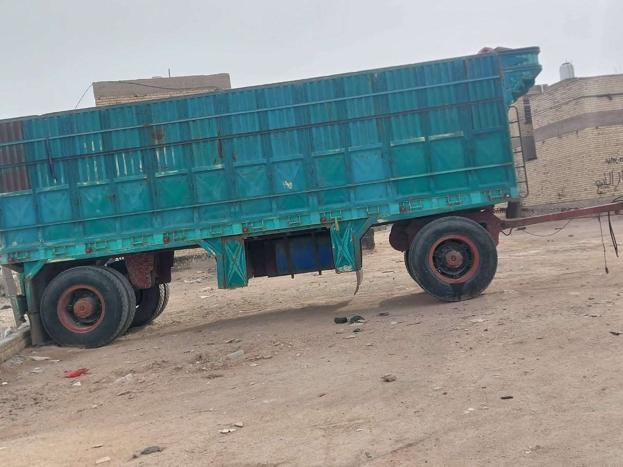 سلام عليكم عربانه سوريه للبيع الطول 7.60 سربس عربانه جديده تخم تاير جديد مكلف بنشر للاتصال *********** رحمه الوالديكم الموشراي لايتصل
