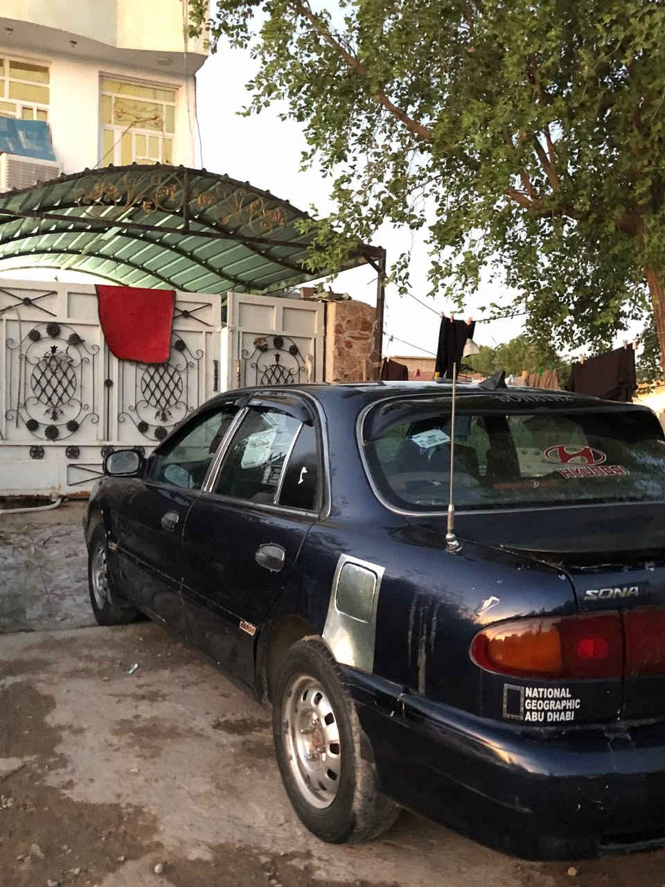 السلام عليكم سوناته تو للبيع موديل 93 مكينه كير جدد تبريد وية السويج منضومه كامله جديدة ثلج كهربائيات كلها شغالة ضفيرة وعقل جدد لايت منضومه زنون شمسي عالي ناصي كهربائيات كلها شغالة مكاني ديالى بعقوبة السعر 37 
هاتف ***********
