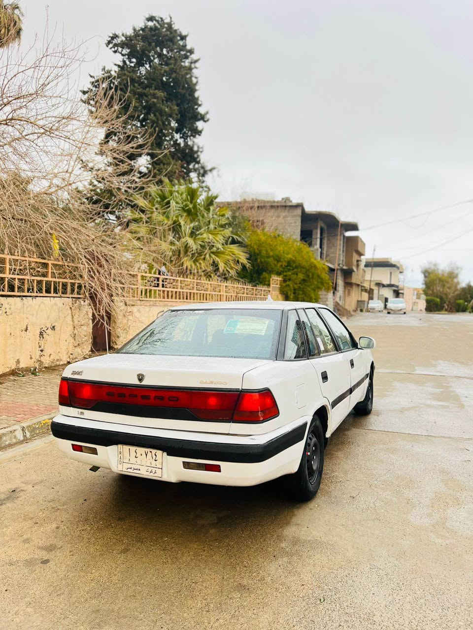 سيارة دايو اسبرو موديل 1995 گير اتوماتيك گيرو محرك شرط كهربائية عام شغال بيلدي جامات ومرايه كهربائي توماتيك ABS تبريد حارو بارد محرك 16كبس شرط تايرات جديد صدر كول جديد سيارة مابيه نقص كول شرط صبوخ مابيه و مابيه ضرب شرط تحويل وواكال و خرامات  سعره 35 $وبيه مجال راقم موبايل 📲 *********** كركوك, العراق
