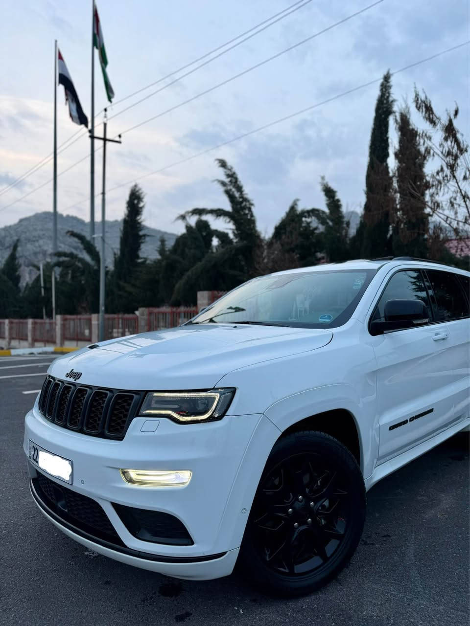 Jeep grand Cherokee S 
مۆدێل ٢٠٢١ کلین 
قەپات مواسەفات 
ڕاداری دەعامی 
٣٦٥ $و ماجال 
0️⃣7️⃣5️⃣0️⃣8️⃣4️⃣5️⃣0️⃣8️⃣0️⃣2️⃣whats up 📱u viber لەسەرە رانية, السليمانية
