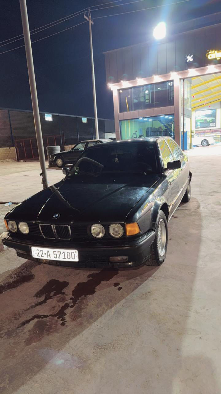Bmw730
صبغ عام بدون حادث 

كير محرك تبريد تخم تاير صدر هزه جديده

السعر ٦٥ بيه مجال المكان تكريت رقم اربيل شرط تحويل  

رقم الهاتف ***********

