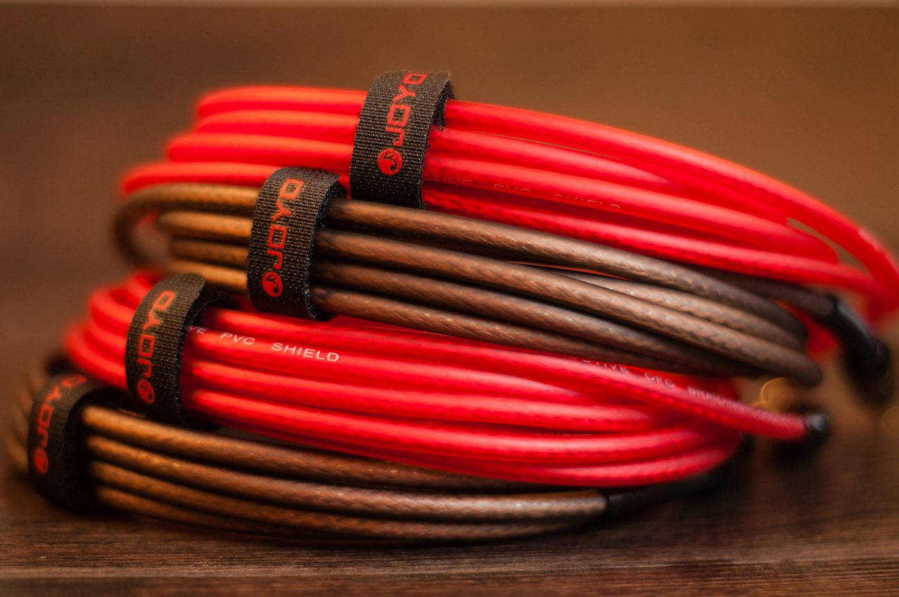 كيبلات كيتار عالية الجودة
بطول ٦ متر
الفيشة طلاء ذهب

توصيل متوفر


**إذا كنت صاحب هذا الإعلان وتريد حذفه لأي سبب، رجاءا أرسل رسالة إلى الدعم الفني**