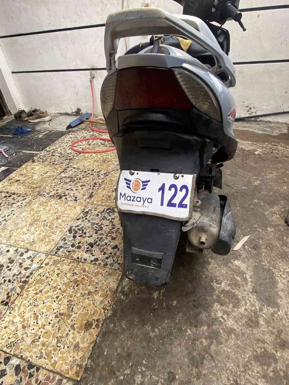 سلام عليكم دراجه نوع ماكس ١٤٠ دراجه حلوه اخت الرمبه نقص باتري فقط السعر ب٤٢٥ وبيها مجال بسيط مكاني بغداد الدوره وهذا رقمي ***********
