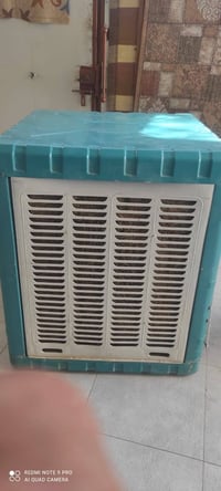 مبرده نضيفه للبيع سعرها 120 الف مكاني زين القوس 07714926772