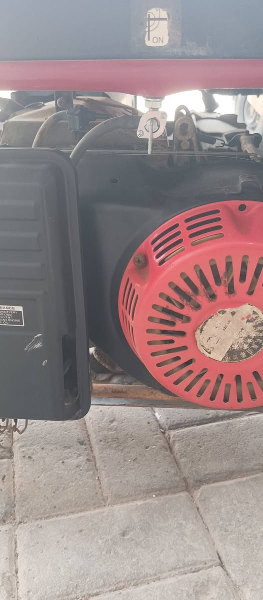 مولدة خمسة كيفي اللبيع نظيفة عل فحص مكاني بغداد مدينة الصدر بانزين الرقم ***********
