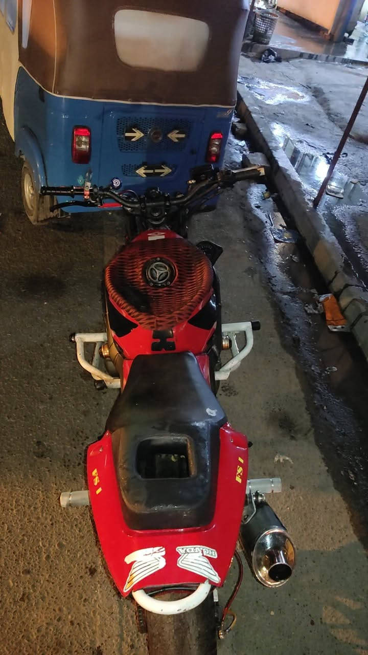 سلام عليكم افوراي ماى لعب مكينه كفاله عاامه من الفتح من دخانه من كلشي سعر 23 بيها مجال بسيط لعنوان بغداد البياع رقم *********** شراي يتصل ويدلل
