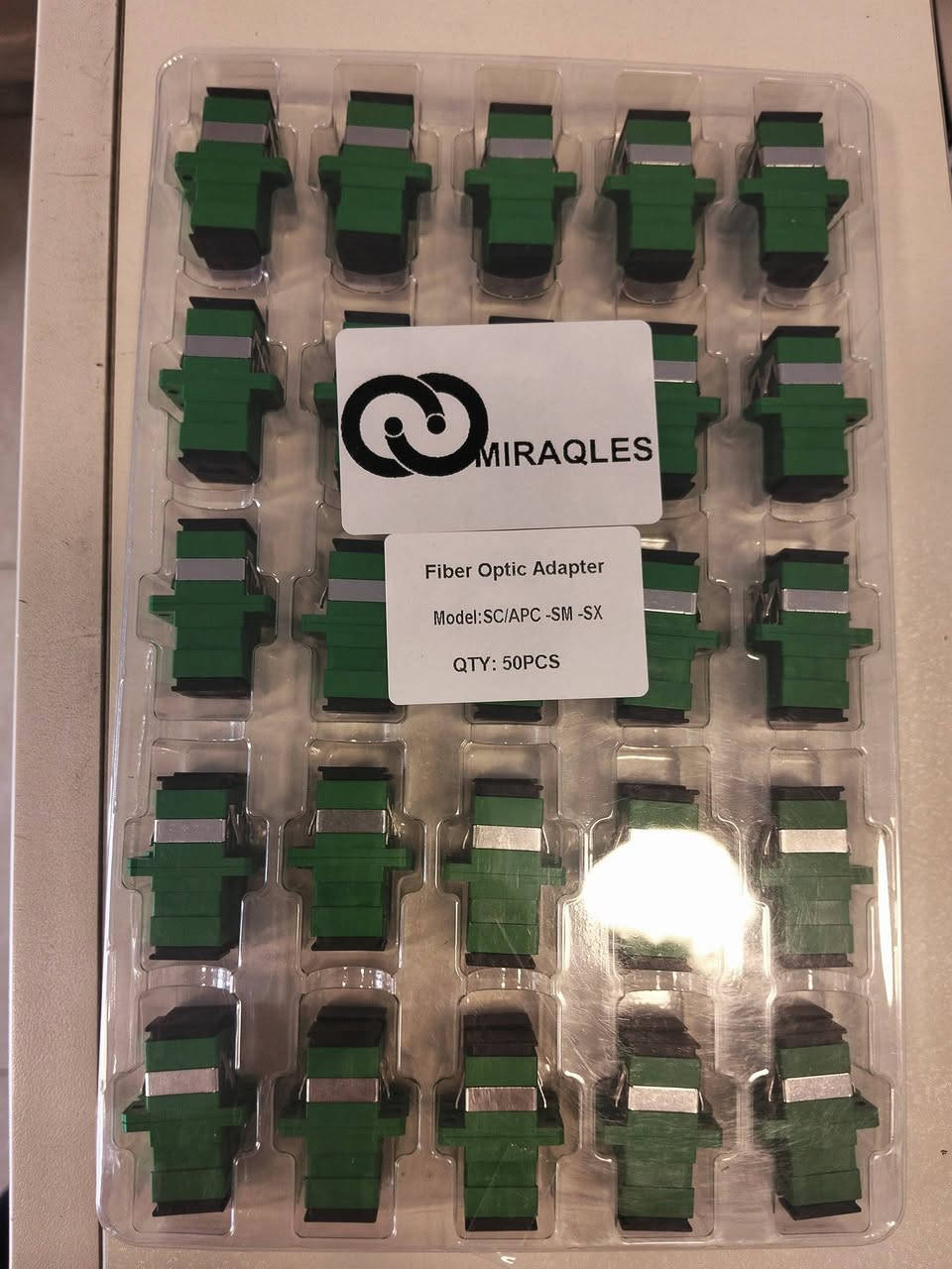 وصلنا جديدد 🔥🔥
Fiber Optic Adapter SC/APC (أخضر) 🟢
 و SC/UPC (أزرق) 🔵
يُستخدم لربط كابلات الفايبر بدقة وثبات عالي.
الأخضر🟢 (APC) بزاوية مائلة يقلل الانعكاس ويعطي إشارة أنظف، بينما الأزرق🔵 (UPC) بسطح مسطح لاتصال مستقر وسهل.
تصنيع عالي الجودة يضمن أداء طويل الأمد وتقليل فقدان الإشارة.
مناسب لشبكات FTTH، الباتش بانل، وصناديق التوزيع.
✨ كل ما تحتاجه لاتصال سريع ومستقر بمختلف تطبيقات الفايبر!
📌 متوفر الآن لدى ETSI  —حلول أحترافيه لشبكات الألياف الضوئية 
🚗تتوفر خدمة توصيل لجميع المحافظات
لاتفوت الفرصة !  أطلب الآن:
للاستفسار أو الطلب :
📞 ***********
📞 ***********
📩 info@etsiraq.com

📍 شارع الصناعة – قرب فلكة رئاسة الجامعة التكنولوجية
