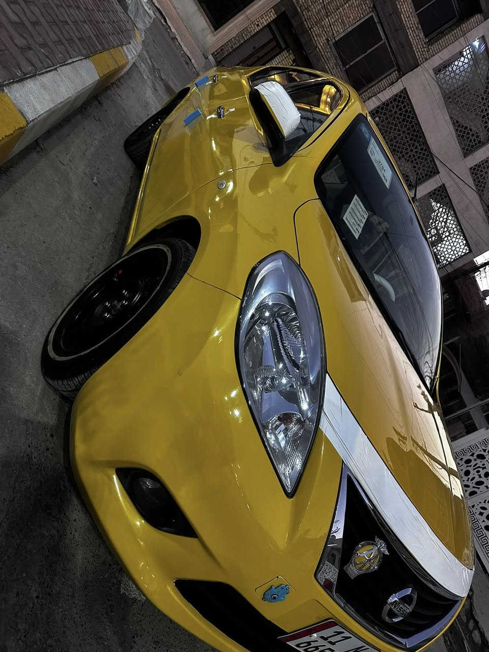 تحيه طيبه الاخوه الأعزاء نيسان صني ٢٠١٤ صفره رقم بغداد الجديد ابسمي سنويه وهزه جديده السياره نضيفه جدا ماشيه ١١٥ اللف كيلو ما مشتغله تكسي بيها تعمير بل شاصي الأمامي الأيمن اثر حادث بطرف البنيد والحاملغ كير محرك جدد كلش مكانها البياع او العامريه سعرها ٨٨ ورقه قفل اخوان 
***********
