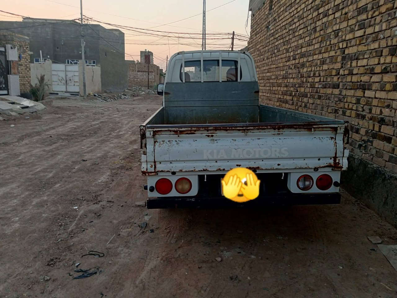 السلام عليكم سياره للبيع كيه بومه سياره تخم تاير مكينه بيها بخار سياره بلاديه لاصبغ لامعجون لاضربه موديل 2005رقم بابل نكليزي بسمي *********** غير ضمتواجد على الفيس مكانه الكوفه ناحية الحريه
