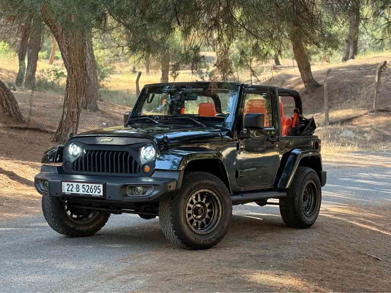 Jeep Wrangler 2012 
جيب رنكلر 2012 لون حشيشي

الضرر جاملغ و شبر بل بونيد صبغ 
 
 
مكان السيارا دهوك
السعر 138 ومجال بسيط
للستفسار//
كورك: ***********
اسيا: ***********

موصفات //
Sport
مكينه 6 سلندر 3.6 ارغب مكينه 
داخل جلد
داخل برتقالي
فول تحكمات ستيرن
شاشه
كامرا
ويلكب كروب
ليتات عدسه 
دعاميه روبيكون
تايرات جبلي دهوك, العراق
