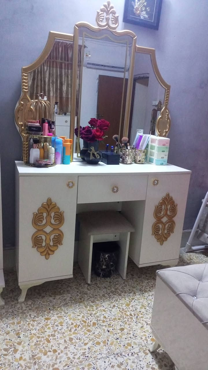 غرفه تركيه البيع ٨٠٠ نظيفه جداً 

استعمال قليل ١١ قطعة


**إذا كنت صاحب هذا الإعلان وتريد حذفه لأي سبب، رجاءا أرسل رسالة إلى الدعم الفني**