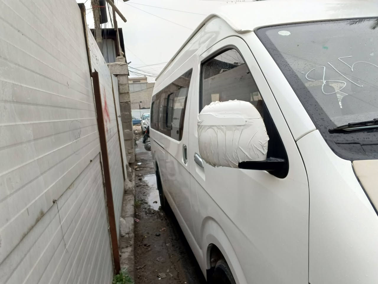 السلام عليكم كنك لونك موديل 26بعدها جديده للبيع السعر 225مكانها بغداد الإتصال على الرقم ***********
