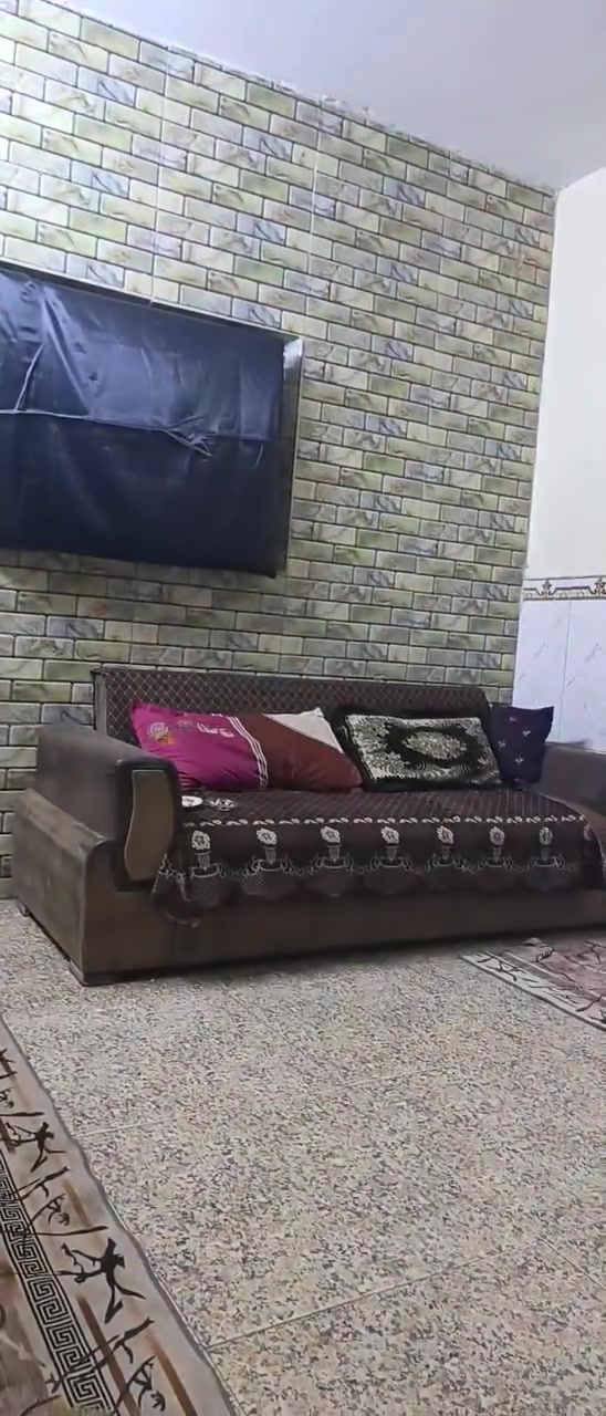 بيت للبيع – بغداد / شهداء العبيدي ثانيه
📍 الموقع: قرب أسواق ابوثائر
📐 المساحة: ٢٠٠ متر

البيت جاهز للسكن

📞 للاستفسار: ***********
