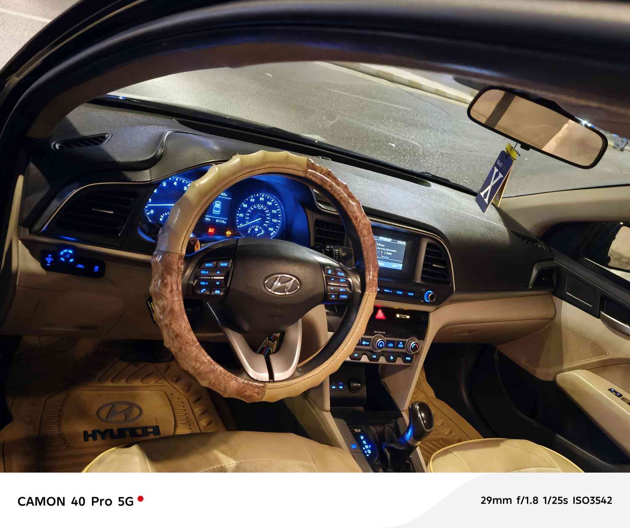 السلام عليكم
إخوان سياره
انتره2020
أمريكي كرير
سياه حلو 
مال جناي
رقم كربلاء
والمكان كربلاء
السعر140ورقه
وبيع مجال
🩷🩷
رقم الهاتف ***********
