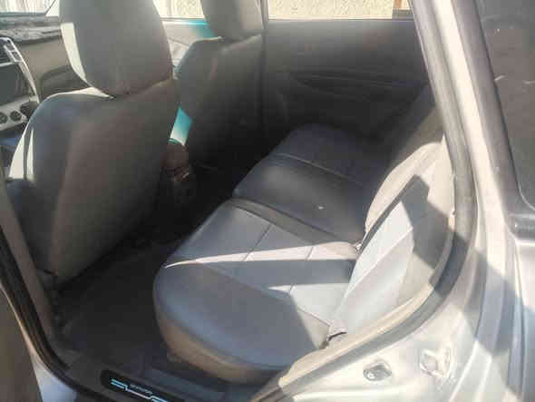 سيارة توسان موديل 2009 خليجي محرك 2000 دوش 4 سلندر مصبوغة جمالية بية بلجاملغ الأيمن سيارة جاهزة من كل النواحي رقم اربيل بسمنا دولي  سيارة كولش حلوة السعر 90 وبيها مجال الشراي يتصل مامتواجد على الفيس مكان السيارة بغداد البلديات تلفوني *********** بغداد
