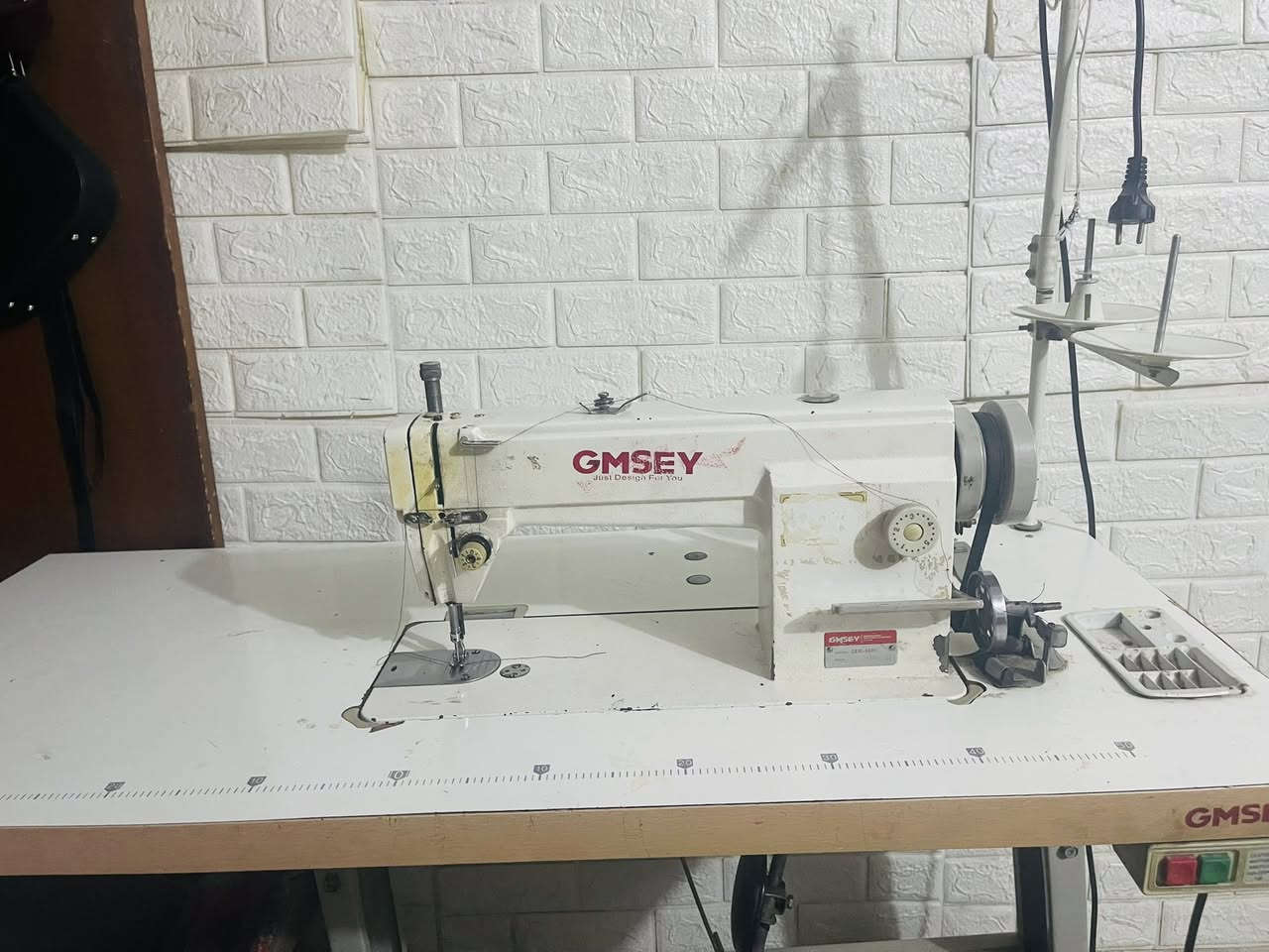 مكينه لبيع اريده ب250 وبيه مجال


**إذا كنت صاحب هذا الإعلان وتريد حذفه لأي سبب، رجاءا أرسل رسالة إلى الدعم الفني**